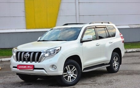 Toyota Land Cruiser Prado 150 рестайлинг 2, 2013 год, 3 999 999 рублей, 2 фотография