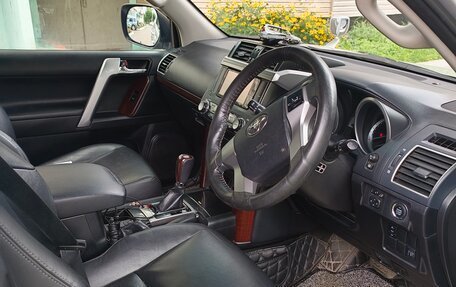 Toyota Land Cruiser Prado 150 рестайлинг 2, 2015 год, 3 550 000 рублей, 6 фотография