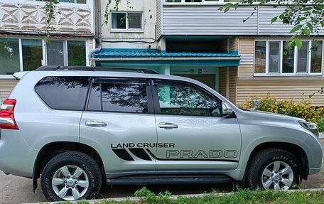 Toyota Land Cruiser Prado 150 рестайлинг 2, 2015 год, 3 550 000 рублей, 3 фотография