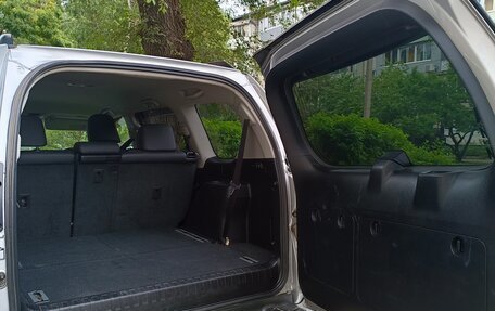Toyota Land Cruiser Prado 150 рестайлинг 2, 2015 год, 3 550 000 рублей, 8 фотография