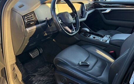 Volkswagen Touareg III, 2022 год, 8 350 000 рублей, 6 фотография