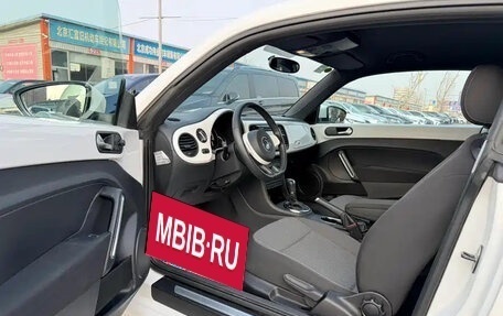 Volkswagen Beetle, 2019 год, 1 530 777 рублей, 4 фотография