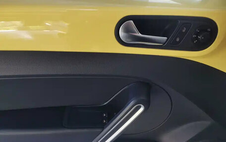 Volkswagen Beetle, 2019 год, 1 480 777 рублей, 14 фотография