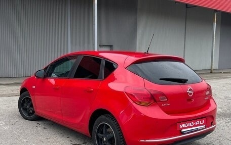 Opel Astra J, 2012 год, 650 000 рублей, 3 фотография