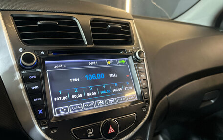 Hyundai Solaris II рестайлинг, 2016 год, 965 000 рублей, 12 фотография