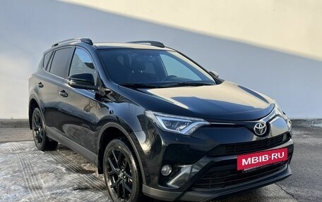 Toyota RAV4, 2018 год, 2 500 000 рублей, 3 фотография