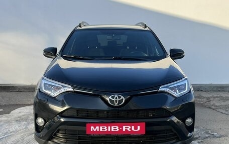 Toyota RAV4, 2018 год, 2 500 000 рублей, 2 фотография