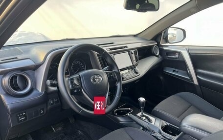 Toyota RAV4, 2018 год, 2 500 000 рублей, 22 фотография
