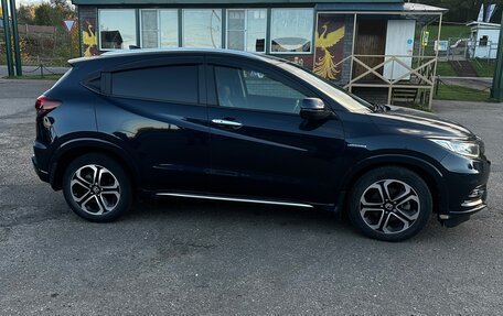 Honda Vezel, 2018 год, 1 800 000 рублей, 3 фотография