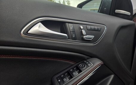 Mercedes-Benz A-Класс AMG, 2017 год, 2 990 000 рублей, 11 фотография