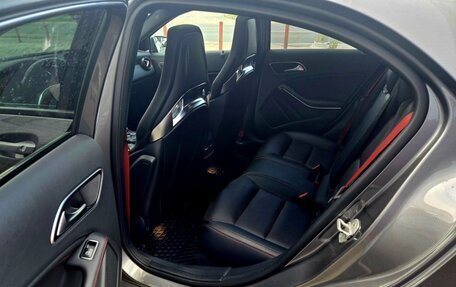 Mercedes-Benz A-Класс AMG, 2017 год, 2 990 000 рублей, 12 фотография