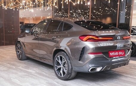 BMW X6, 2021 год, 9 000 000 рублей, 10 фотография