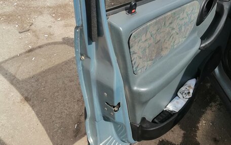 Chevrolet Niva I рестайлинг, 2002 год, 400 000 рублей, 14 фотография