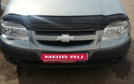 Chevrolet Niva I рестайлинг, 2002 год, 400 000 рублей, 3 фотография