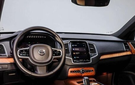 Volvo XC90 II рестайлинг, 2022 год, 5 580 000 рублей, 8 фотография
