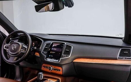 Volvo XC90 II рестайлинг, 2022 год, 5 580 000 рублей, 12 фотография