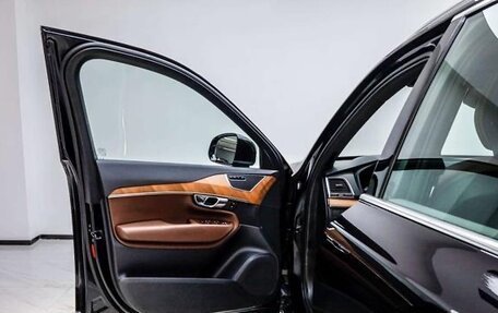 Volvo XC90 II рестайлинг, 2022 год, 5 580 000 рублей, 21 фотография