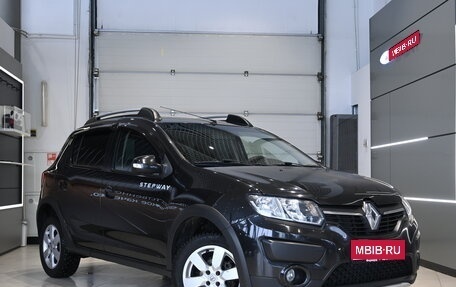 Renault Sandero II рестайлинг, 2015 год, 795 000 рублей, 1 фотография