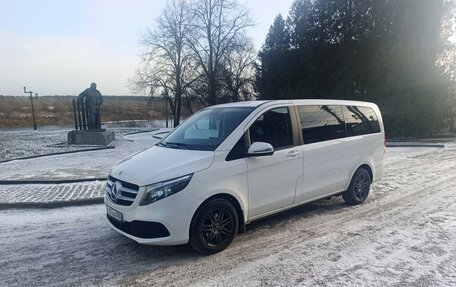Mercedes-Benz V-Класс, 2021 год, 4 700 000 рублей, 1 фотография