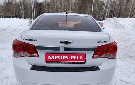 Chevrolet Cruze II, 2010 год, 529 000 рублей, 6 фотография