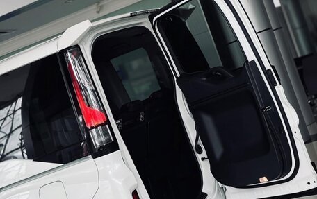 Honda Stepwgn IV, 2022 год, 2 140 000 рублей, 6 фотография