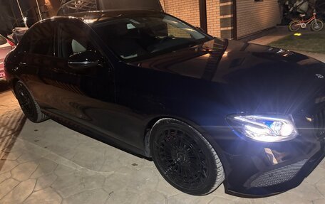 Mercedes-Benz E-Класс, 2016 год, 3 400 000 рублей, 6 фотография