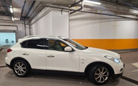 Infiniti QX50 I рестайлинг, 2013 год, 2 000 000 рублей, 3 фотография