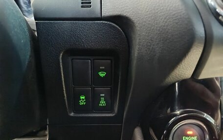 Toyota Land Cruiser Prado 150 рестайлинг 2, 2017 год, 4 300 000 рублей, 13 фотография