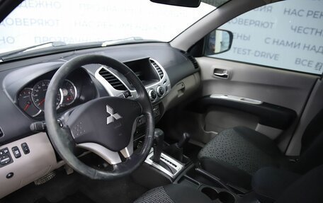 Mitsubishi L200 IV рестайлинг, 2012 год, 1 490 000 рублей, 10 фотография