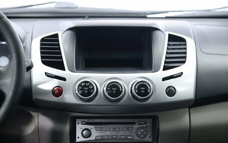 Mitsubishi L200 IV рестайлинг, 2012 год, 1 490 000 рублей, 14 фотография