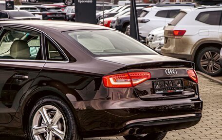 Audi A4, 2013 год, 1 225 000 рублей, 10 фотография