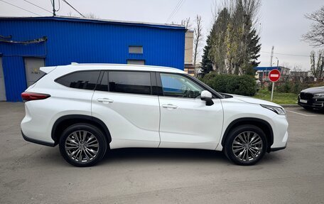 Toyota Highlander, 2026 год, 5 400 000 рублей, 5 фотография