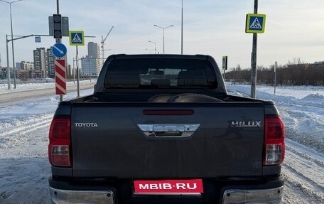 Toyota Hilux VIII, 2015 год, 2 450 000 рублей, 4 фотография