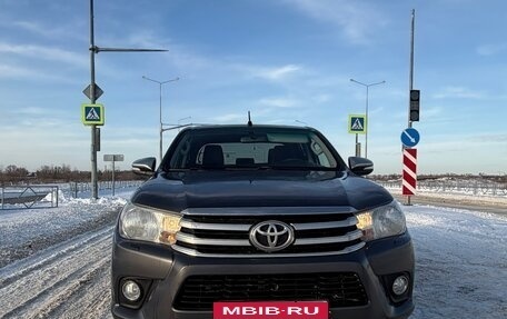 Toyota Hilux VIII, 2015 год, 2 450 000 рублей, 6 фотография