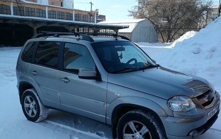 Chevrolet Niva I рестайлинг, 2015 год, 600 000 рублей, 2 фотография