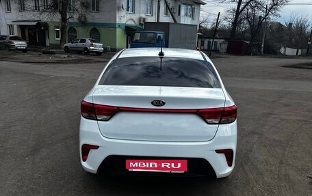 KIA Rio IV, 2018 год, 1 200 000 рублей, 5 фотография