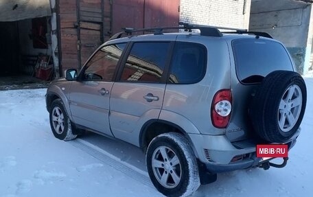 Chevrolet Niva I рестайлинг, 2015 год, 600 000 рублей, 4 фотография