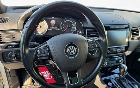 Volkswagen Touareg III, 2014 год, 2 880 000 рублей, 15 фотография