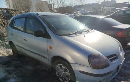 Nissan Tino, 2001 год, 170 000 рублей, 2 фотография