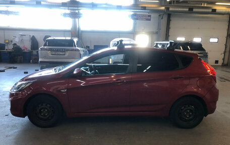 Hyundai Solaris II рестайлинг, 2013 год, 750 000 рублей, 2 фотография