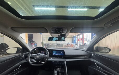 Hyundai Elantra, 2022 год, 1 500 000 рублей, 9 фотография