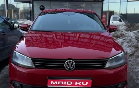 Volkswagen Jetta VI, 2012 год, 1 175 000 рублей, 1 фотография