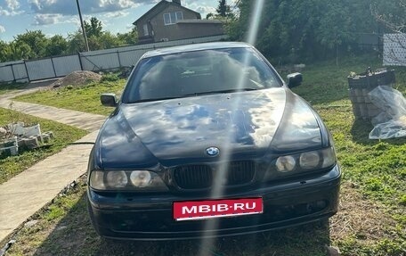 BMW 5 серия, 1997 год, 300 000 рублей, 1 фотография