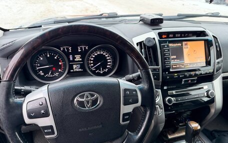 Toyota Land Cruiser 200, 2012 год, 3 390 000 рублей, 6 фотография