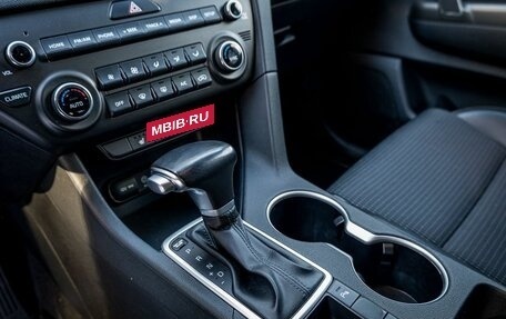 KIA Sportage IV рестайлинг, 2018 год, 2 274 401 рублей, 8 фотография