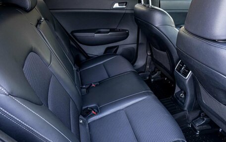 KIA Sportage IV рестайлинг, 2018 год, 2 274 401 рублей, 9 фотография