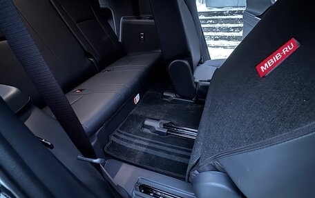 Toyota Highlander, 2025 год, 5 499 000 рублей, 23 фотография