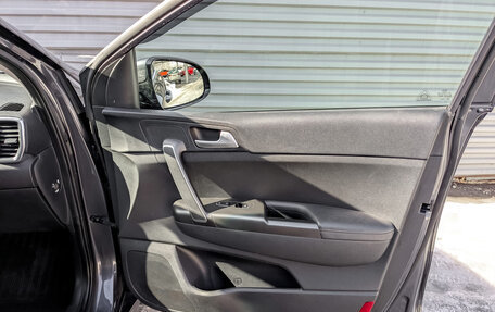 KIA Sportage IV рестайлинг, 2017 год, 1 800 000 рублей, 24 фотография