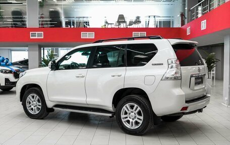 Toyota Land Cruiser Prado 150 рестайлинг 2, 2012 год, 2 690 000 рублей, 4 фотография
