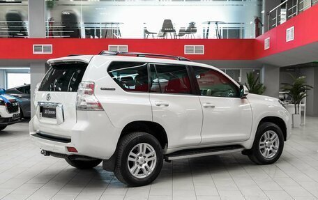 Toyota Land Cruiser Prado 150 рестайлинг 2, 2012 год, 2 690 000 рублей, 2 фотография